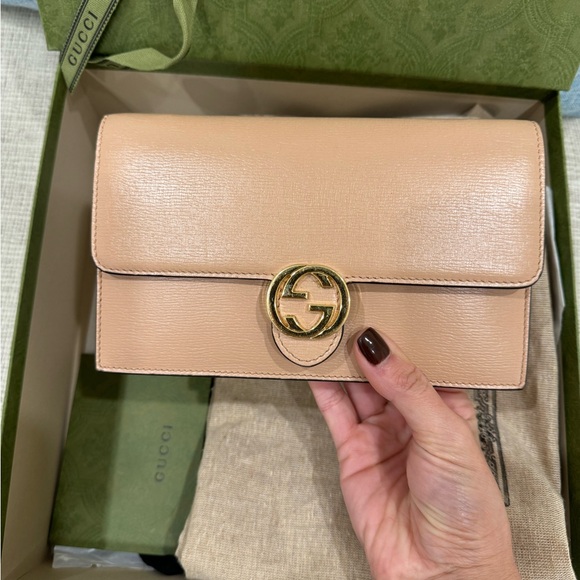 💯Authentic Gucci mini bag with chain! MINT Condition 💚 - Picture 3 of 16